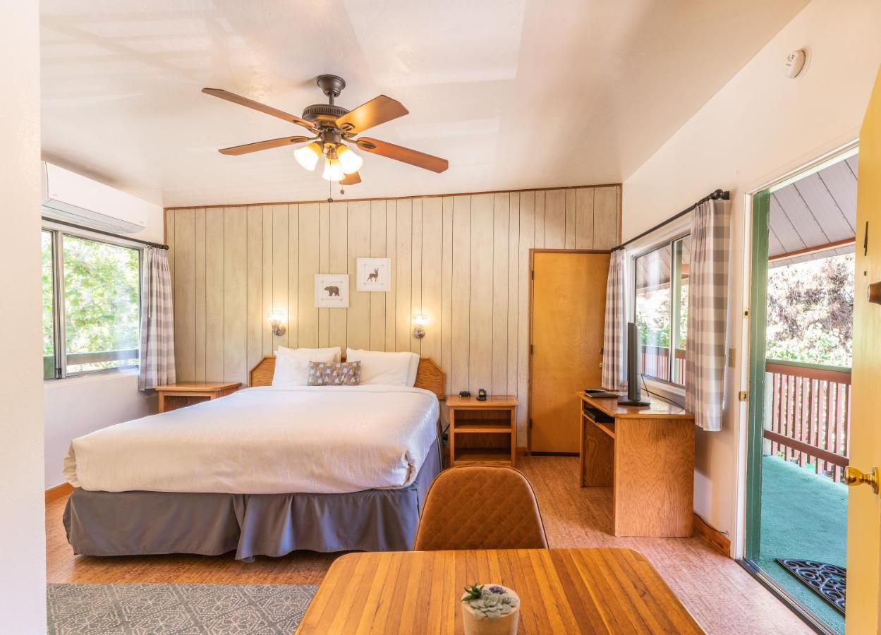 Buckeye Tree Lodge Three Rivers Exteriör bild