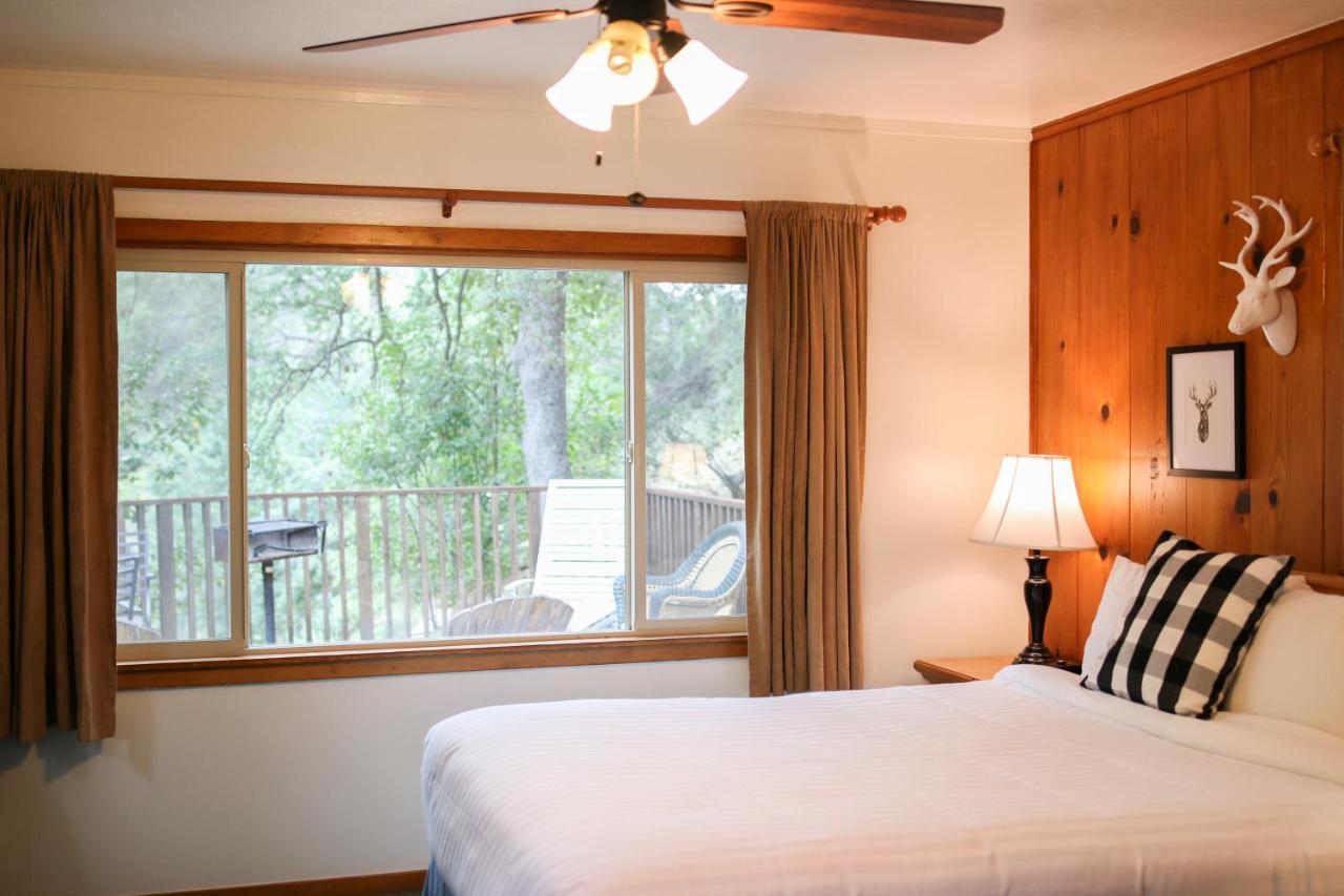 Buckeye Tree Lodge Three Rivers Exteriör bild